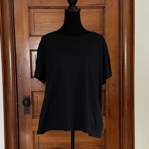 L.L. Bean Black Short Sleeve Tee